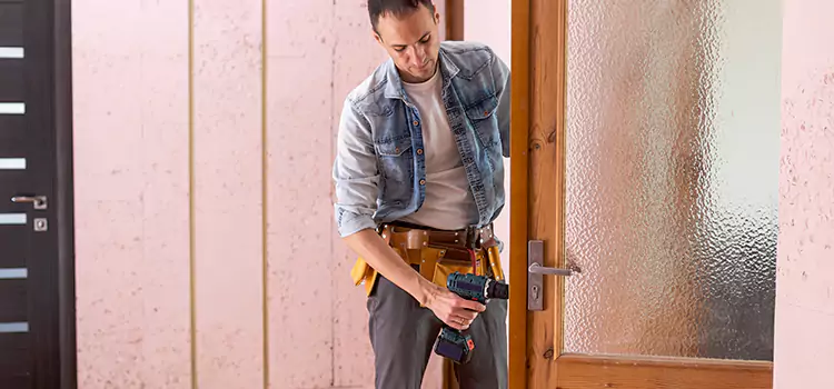 Exterior Door Frame Installation Sainte-Brigitte-de-Laval