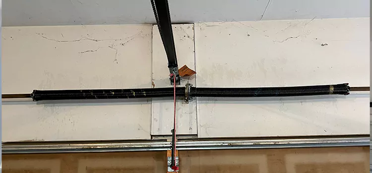 Garage Door Cable Repair Near Me in Sainte-Brigitte-de-Laval, QC