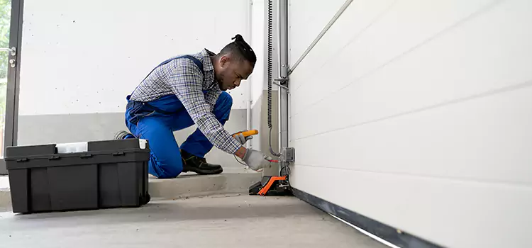 Fix Garage Door Sensor Wires Sainte-Brigitte-de-Laval