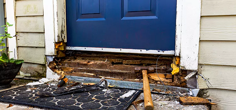 New Exterior Door Installation Sainte-Brigitte-de-Laval